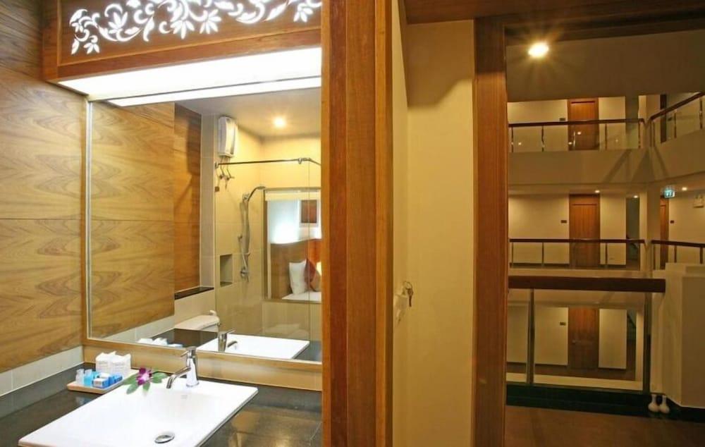 Baan Saikao Plaza Hotel & Service Apartment Csang-sziget Kültér fotó
